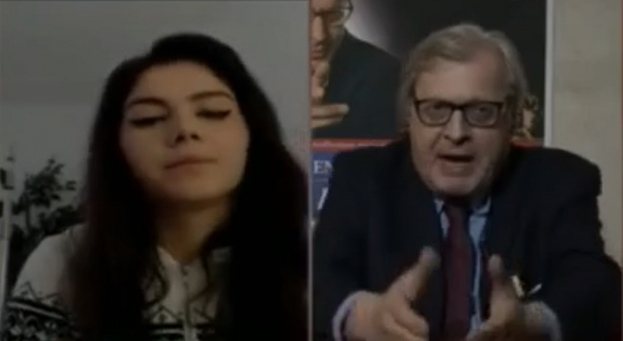 Vittorio Sgarbi sbrocca contro Valentina Nappi: 