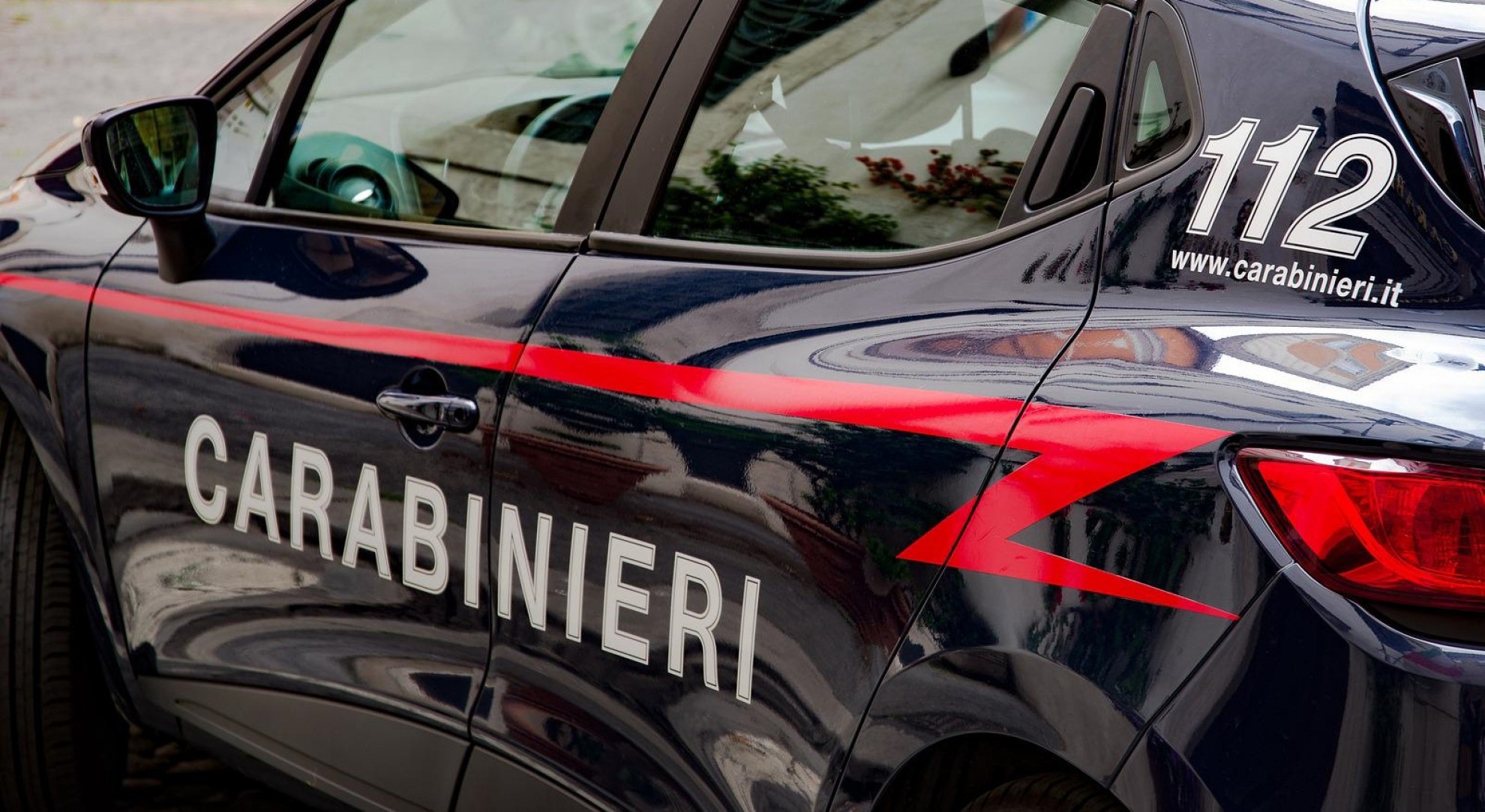 Como, 24enne Aggredisce L’ex Con L’acido Muriatico. Era Già Stato ...