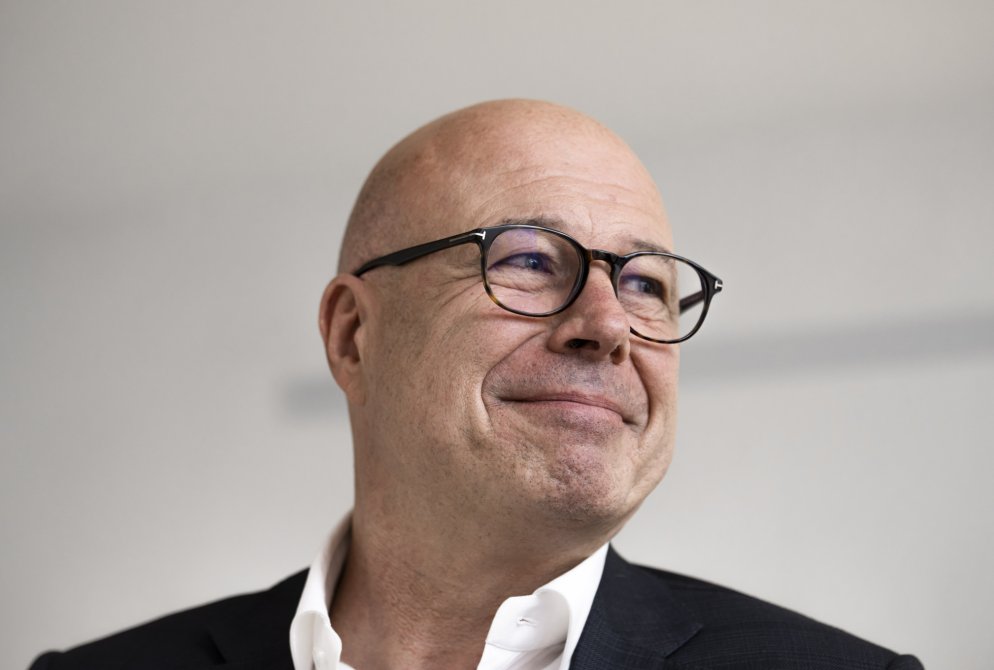 Niente canone radio-TV per le aziende? Tre domande a Fabio Regazzi ...
