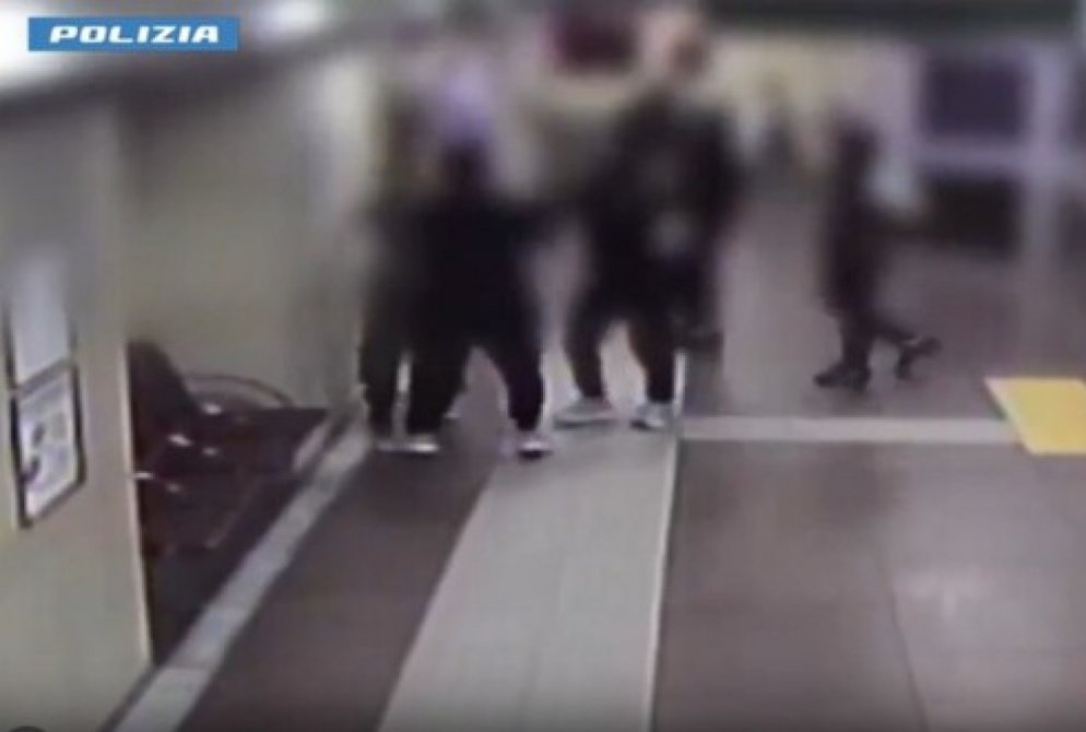 Maxi Blitz A Milano Sgominate Le Baby Gang Del Metr 50 Arresti E maxi-blitz-a-milano-sgominate-le-baby-gang-del-metr-50-arresti-e